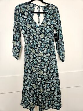 Volcom Sential Cutout Long-Sleeve Midi Dress. size small